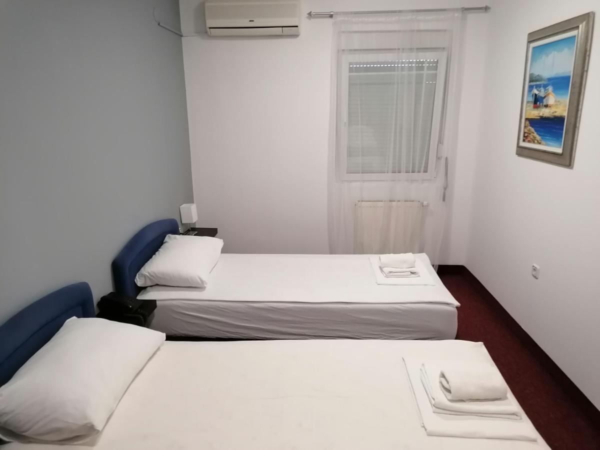 Hotel Garny Pleso 大戈里察 外观 照片