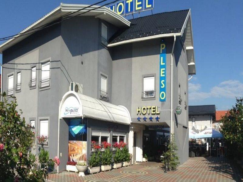 Hotel Garny Pleso 大戈里察 外观 照片